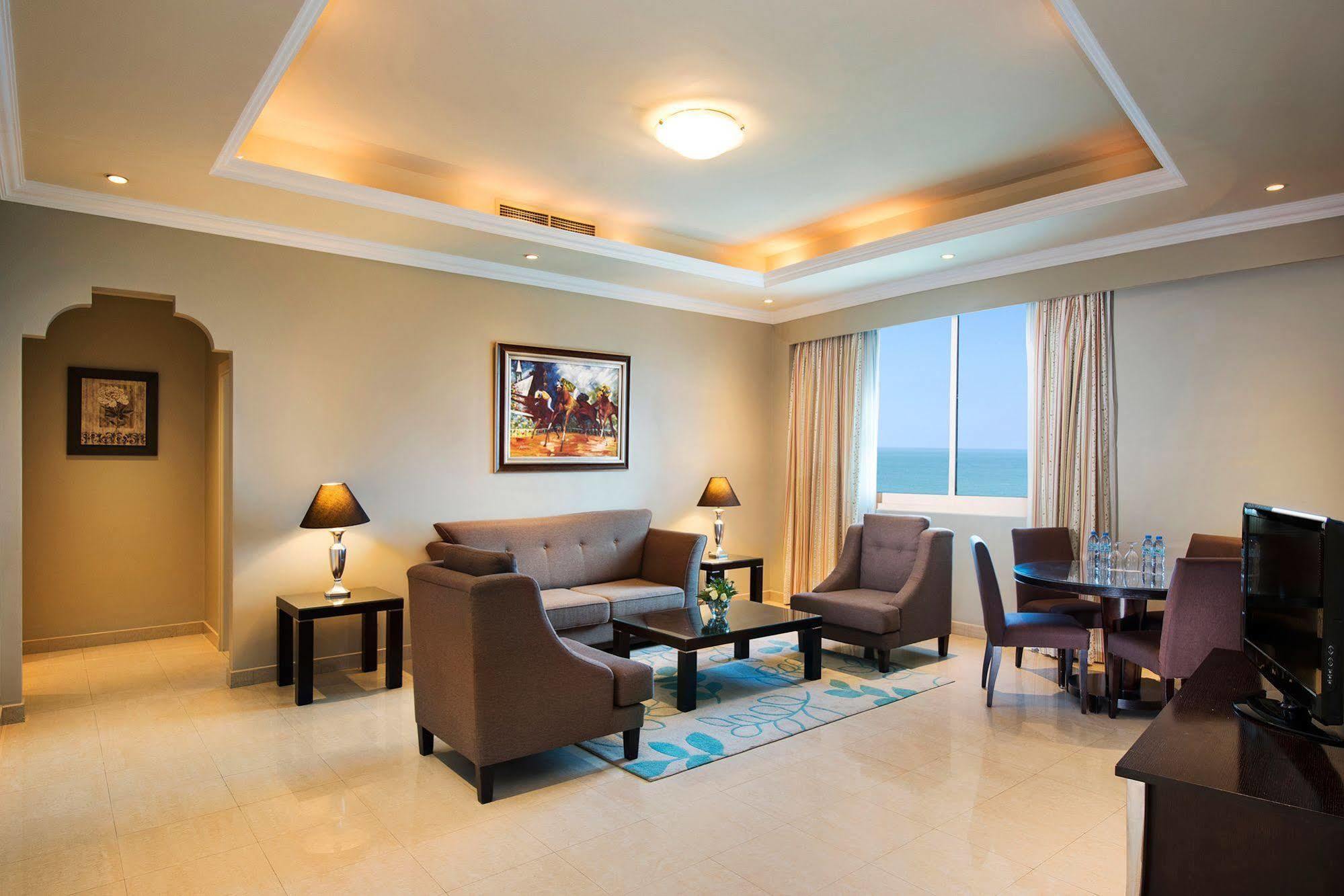 Al Hamra Residence & Vilage Exterior photo